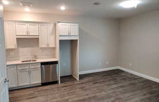 1 bed, 1 bath, 650 sqft, $2,150, Unit 302