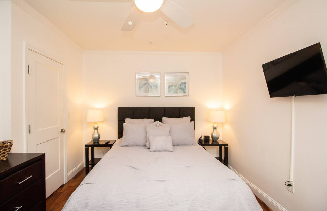2 beds, 2 baths, 1,000 sqft, $6,995, Unit 3
