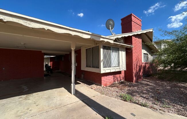 1101 N April #A, Mesa, AZ 85203