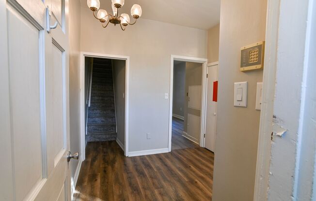 Large 3 Bedroom Single Family Home on Forster St