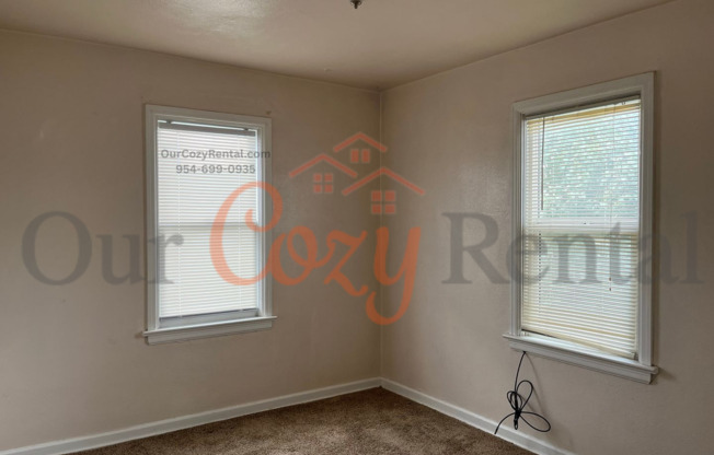 2 beds, 1 bath, 808 sqft, $1,095, Unit 01