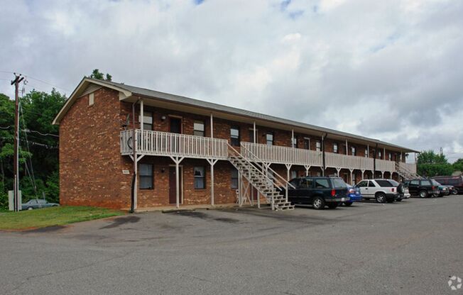 1 bed, 1 bath, 550 sqft, $750, Unit 803 L