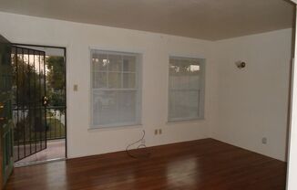 1 bed, 1 bath, $925, Unit 2104