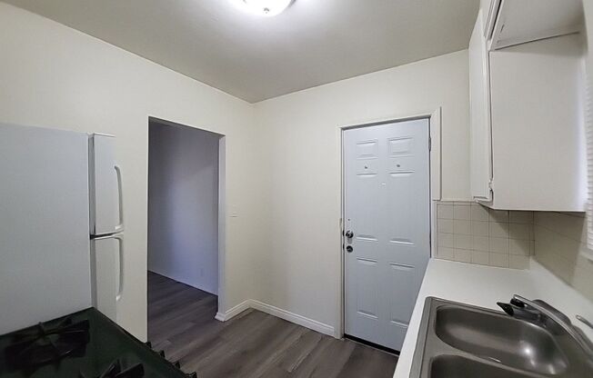 Studio, 1 bath, $1,695, Unit 141