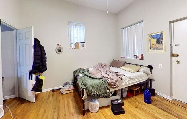 Large Duplexed Southport Corridor Two Bed/Two Bath