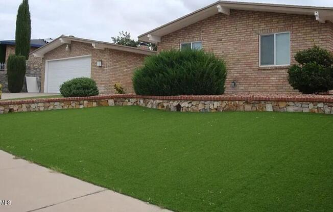 10835 VIS LOMAS DR