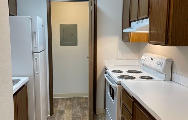 1 bed, 1 bath, 595 sqft, $1,295