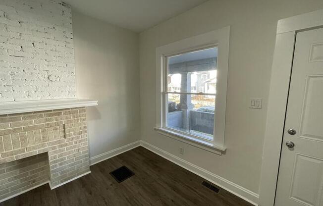 155 E WOODROW AVE