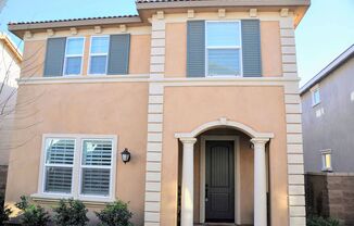 3 beds, 2.5 baths, $3,200