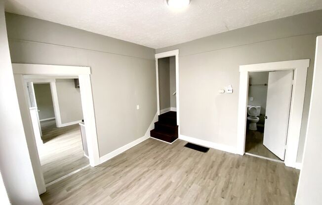 3 beds, 1 bath, $998