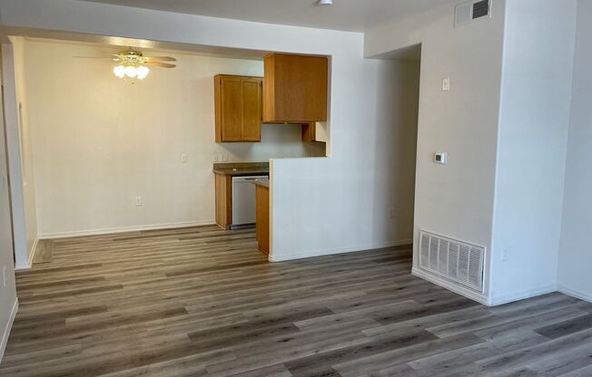 2 beds, 2 baths, $1,200