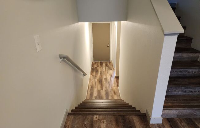2 beds, 2 baths, 987 sqft, $2,250, Unit 243