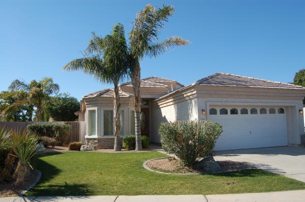 Ocotillo lakes waterfront home for rent