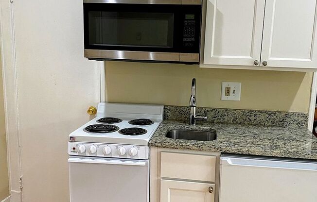 3222-3224 Wisconsin Avenue NW