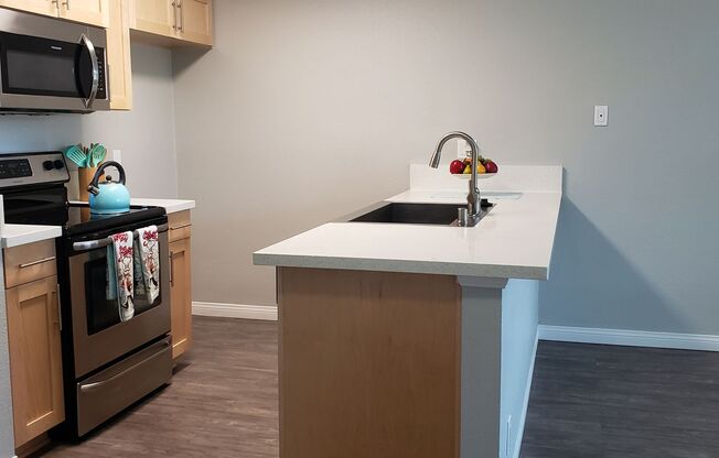 1 bed, 1 bath, 750 sqft, $2,225, Unit 0037