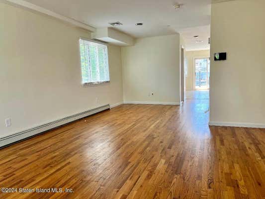 3 beds, 2 baths, 1,176 sqft, $3,400, Unit 1