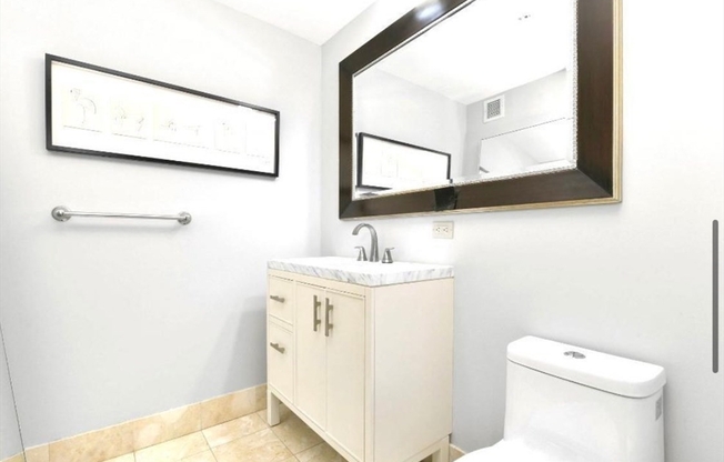 1 bed, 1.5 baths, 965 sqft, $4,350, Unit 703