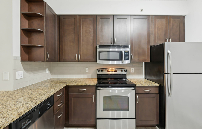 11-web-or-mls-Congress Park Dr unit 476-009