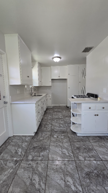 204 S 2 AVE