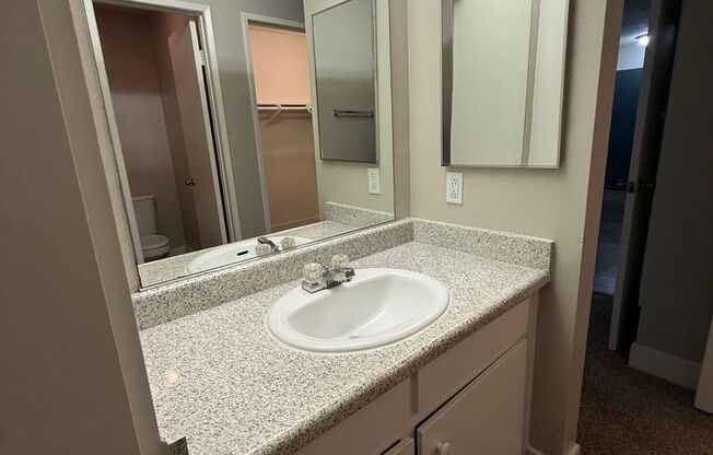 1 bed, 1 bath, 714 sqft, $1,695, Unit 016