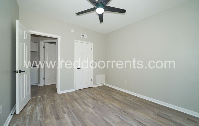 1 bed, 1 bath, 480 sqft, $900, Unit Unit 5