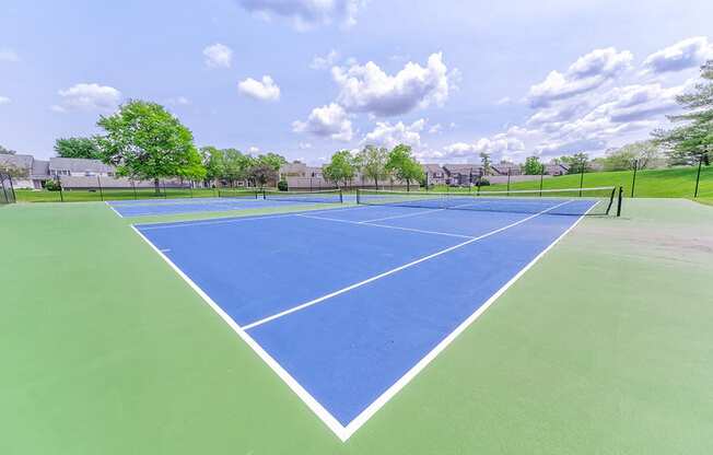 Tennis Courts at Somerset Lakes