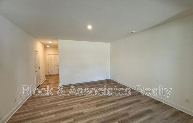 139 HYACINTH LN