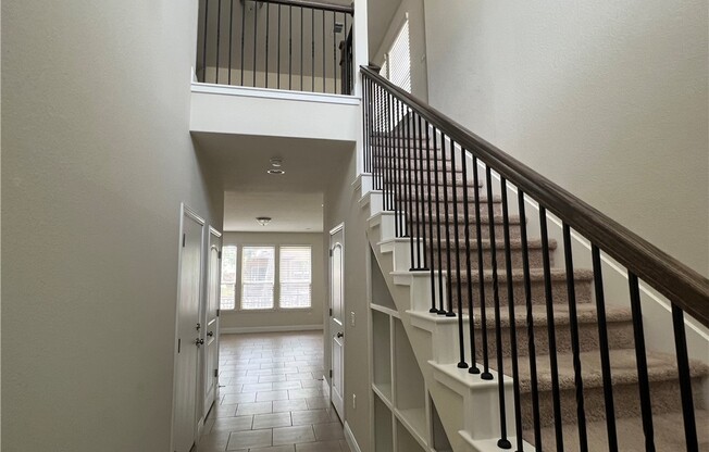10602 Turnbull Loop
