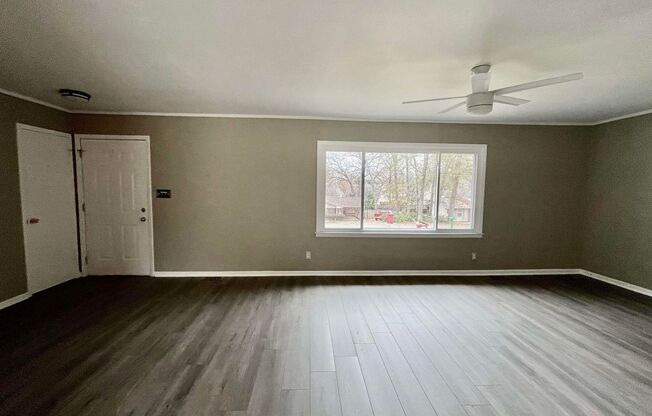 3 beds, 2 baths, $1,500