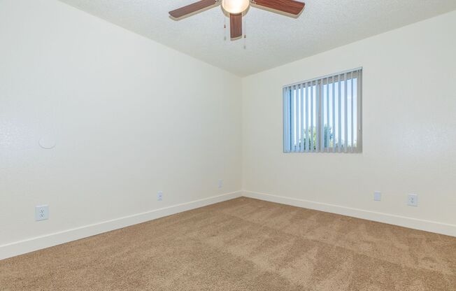 1 bed, 1 bath, 572 sqft, $1,350, Unit 210