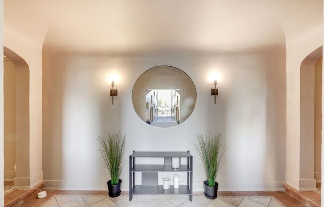 Studio, 1 bath, 600 sqft, $1,050, Unit 211