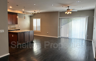 525 W Lakeside Dr