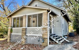 ADORABLE and CLEAN 2 Bed 1 Bath Home in KCK-Available NOW!!