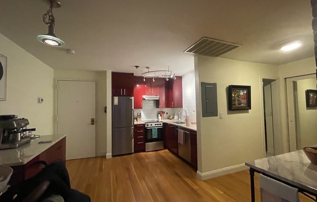 1 bed, 1 bath, 712 sqft, $3,300, Unit 306