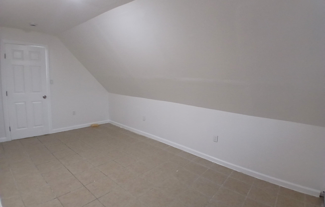 66 LINDEN AVE