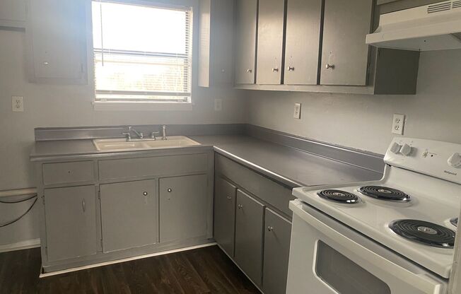 Newly remolded 2 bedroom units in Madison