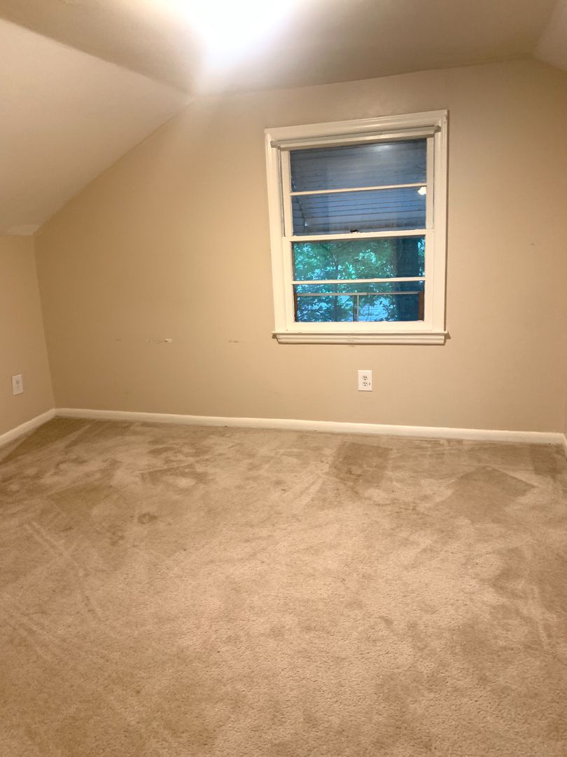 4 bedroom single-family house near Cameron Village