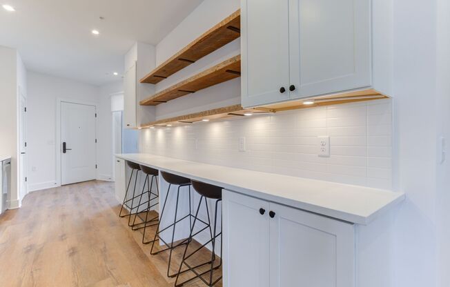 1 bed, 1 bath, 110 sqft, $1,490