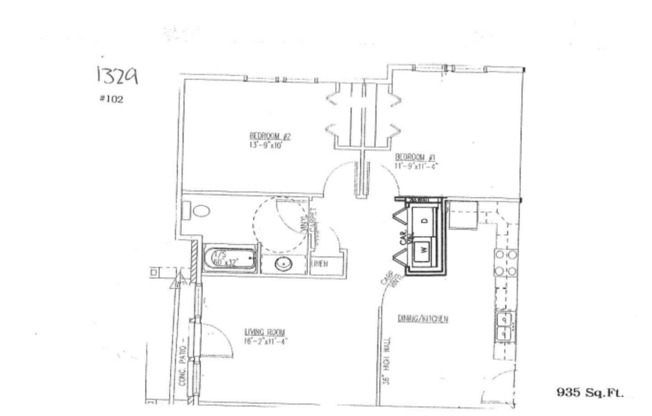 2 beds, 1 bath, 935 sqft, $1,105, Unit 102