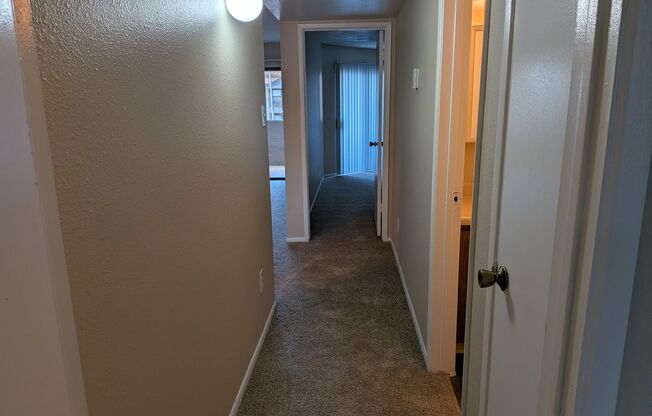 2 beds, 2 baths, 900 sqft, $1,425, Unit 223