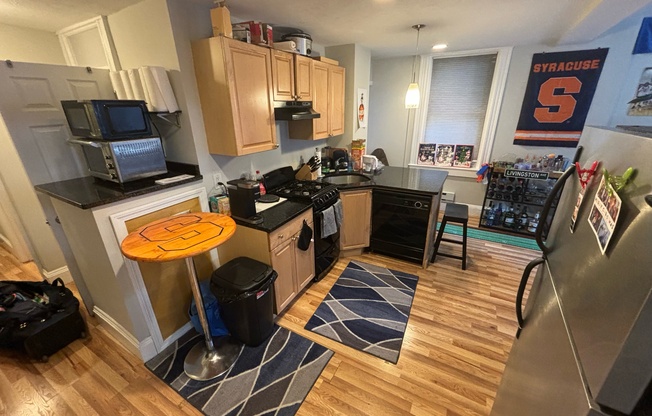 3 beds, 1 bath, $5,025, Unit 2