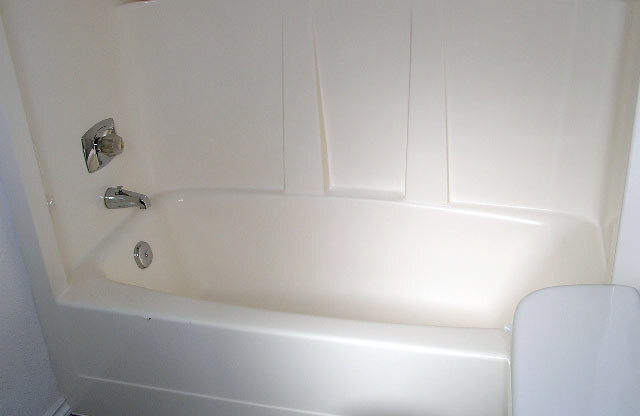 1 bed, 1 bath, $1,125, Unit 57