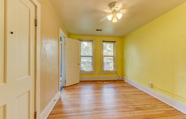 1537 9 ST