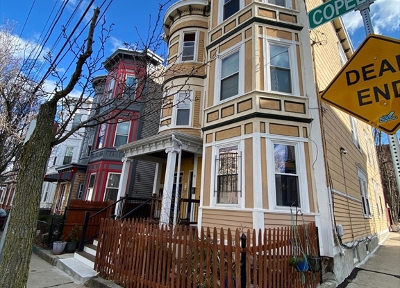 49 COPELAND ST