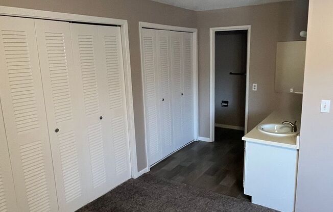 2 beds, 2 baths, 1,068 sqft, $1,319, Unit 7524-07