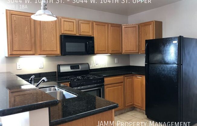 3044 W 104 ST