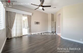 1674 E WASHINGTON CT