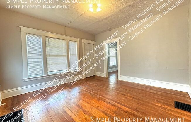 1036 LAFAYETTE AVE NE