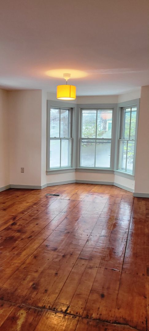 Lovely Remodeled 3BR/2Bath House in Vergennes - Convenient to Middlebury & Burlington