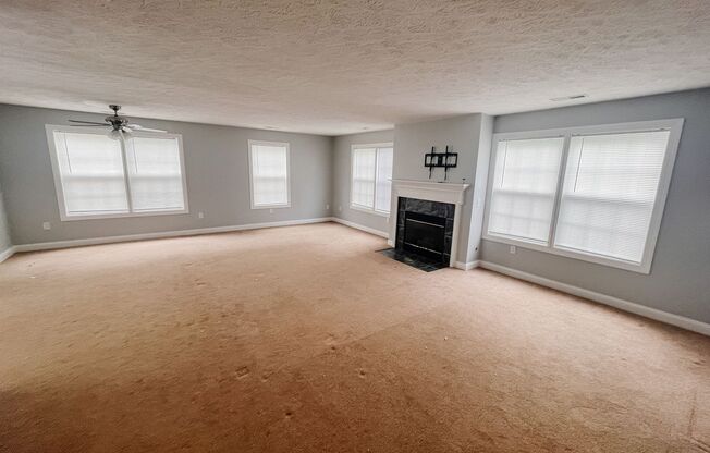 3 Bedroom 2.5 Bath Townhouse